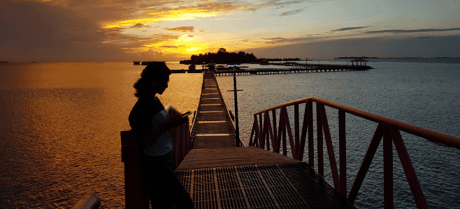 Jembatan Cinta Pulau Tidung Pagi Hari