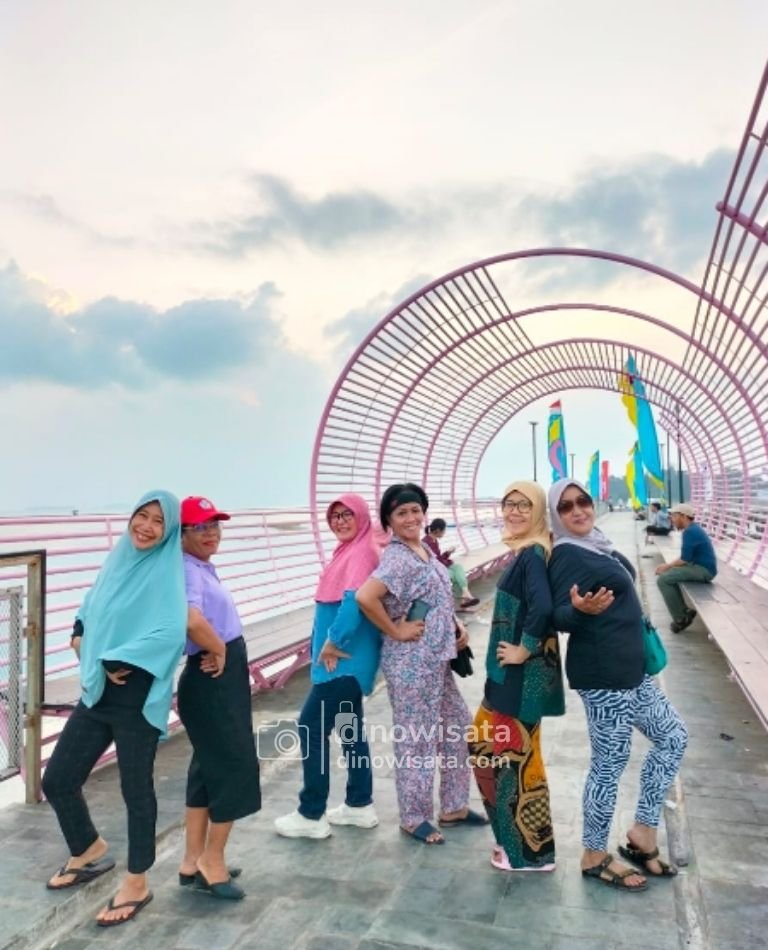 Spot Foto Jembatan Cinta Pulau Tidung Terbaru