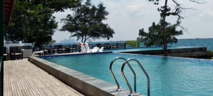 Infinity Pool Pulau Bidadari Resort