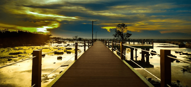 Jembatan Pengantin Pulau Untung Jawa