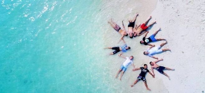 Pantai Pulau Dolphin Wisata Pulau Harapan