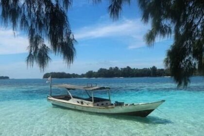 Pulau Dolphin Kepulauan Seribu