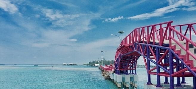 Objek Wisata Jembatan Cinta Pulau Tidung