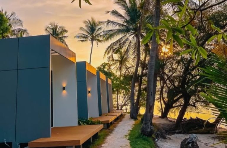 Cottage Nirva Ocean House Resort